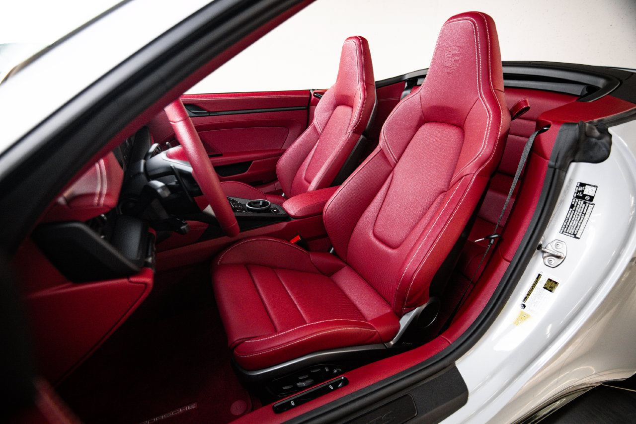 Certified 2026 Porsche 911 Carrera GTS RWD image 5