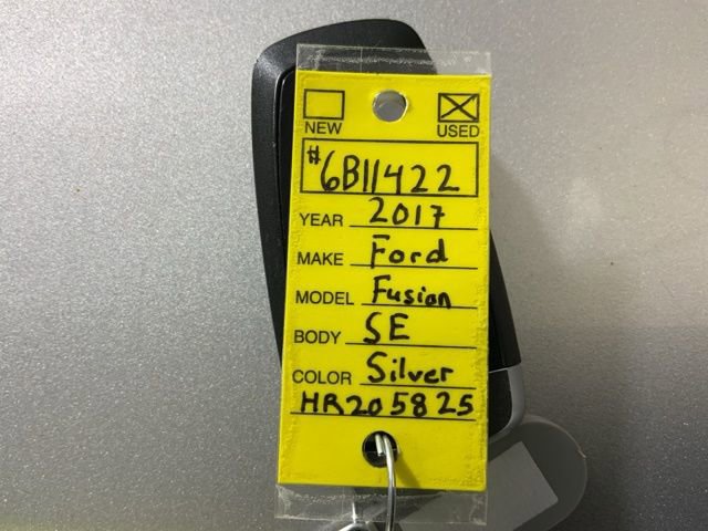 Used 2017 Ford Fusion SE w/ Fusion SE Technology Package image 45