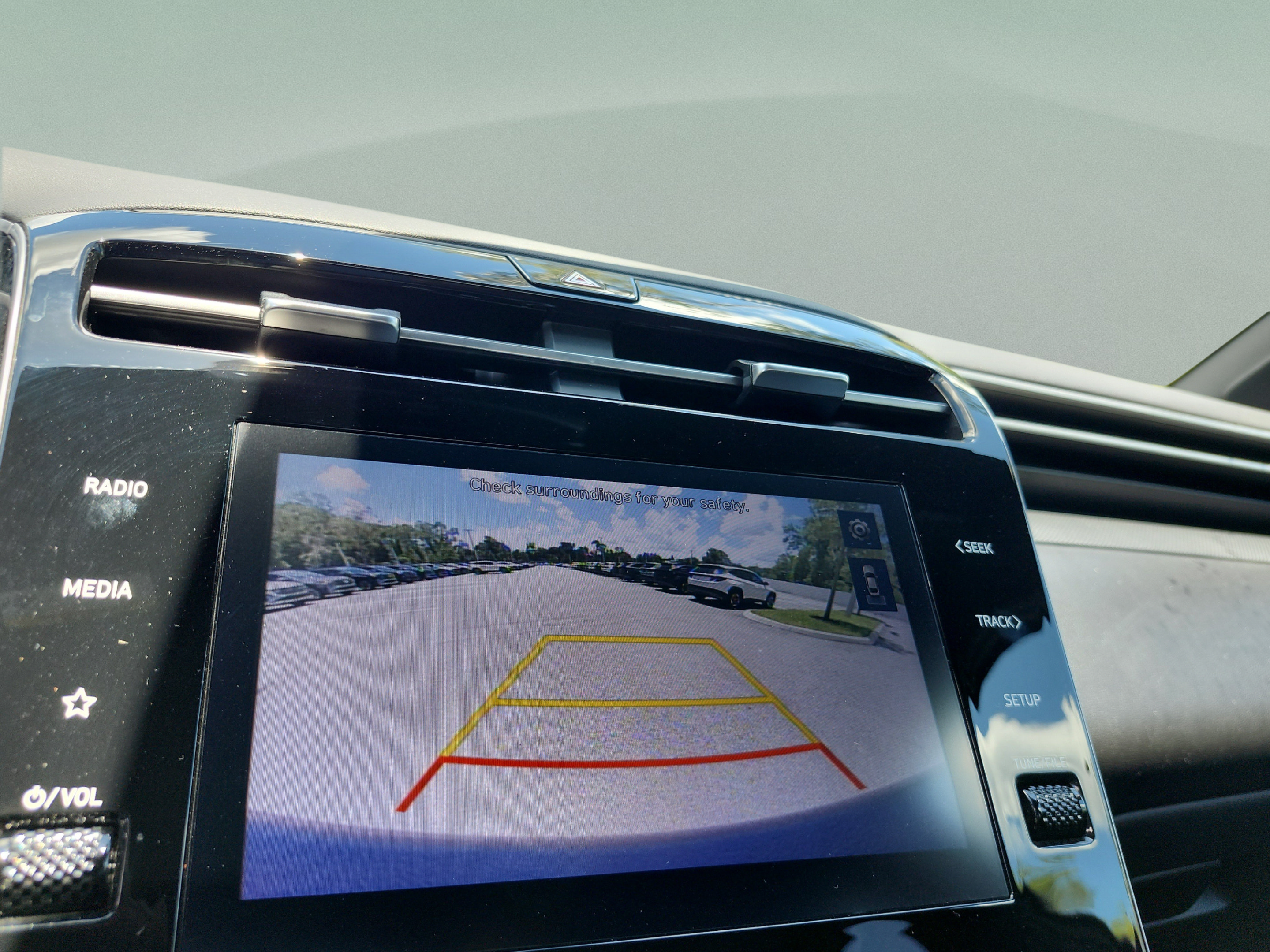 Certified 2024 Hyundai Santa Cruz SEL FWD image 23