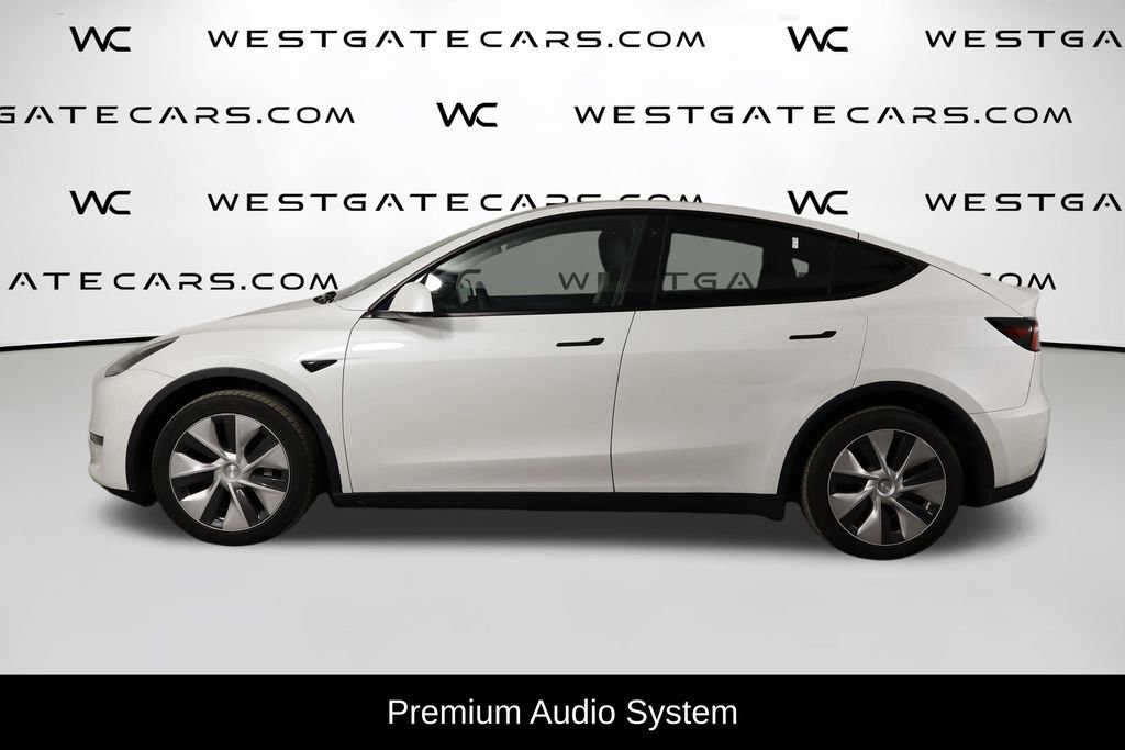 Used 2022 Tesla Model Y Long Range image 5