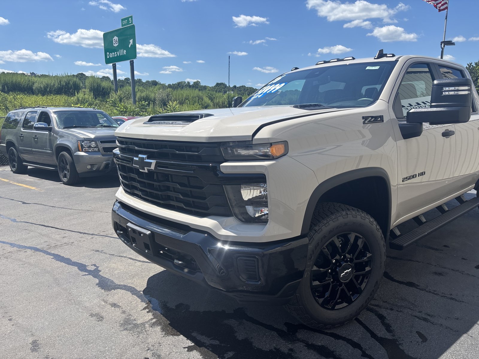 New 2026 Chevrolet Silverado 2500 Custom w/ Custom Convenience Package AWD/4WD image 4