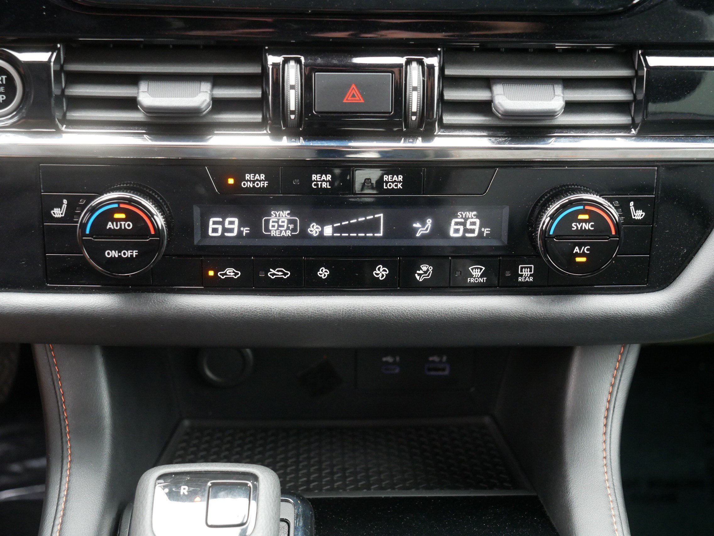 Used 2023 Nissan Pathfinder Rock Creek AWD/4WD image 23
