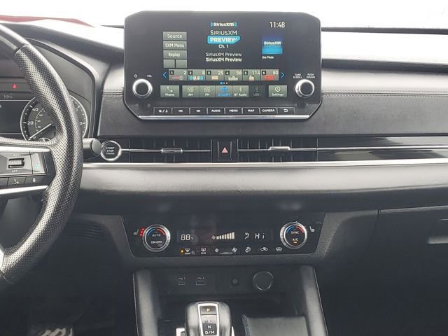 Used 2024 Mitsubishi Outlander SE image 30