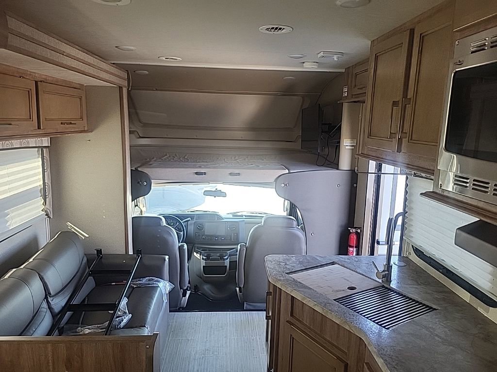 Used 2019 Ford E-450 and Econoline 450 Super Duty w/ Motorhome Prep Package RWD image 16
