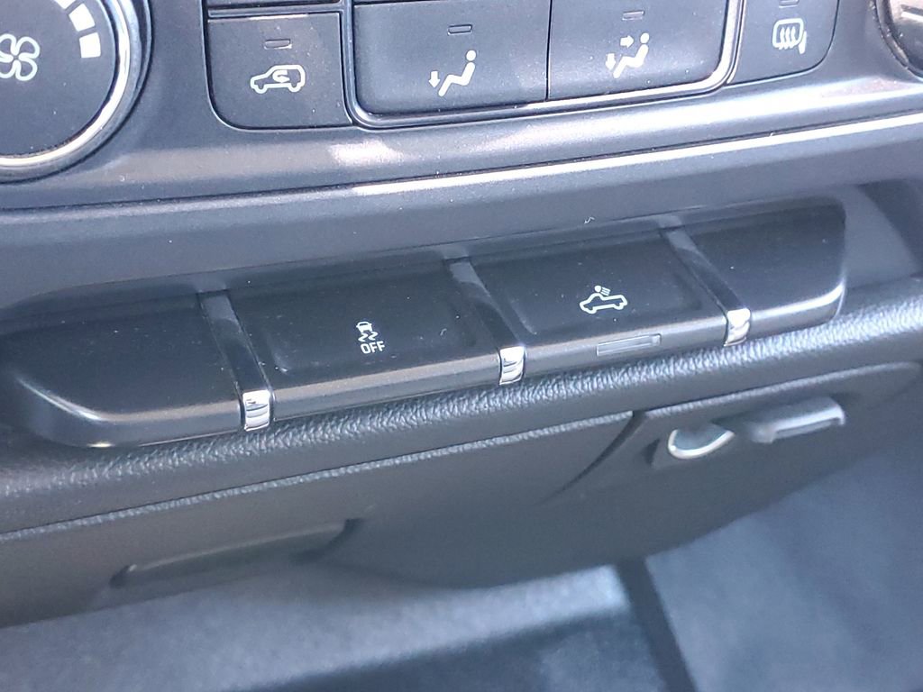 Used 2014 Chevrolet Silverado 1500 W/T image 21