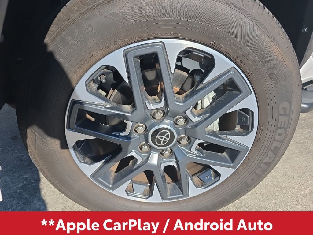 Used 2022 Toyota Tundra Limited image 3