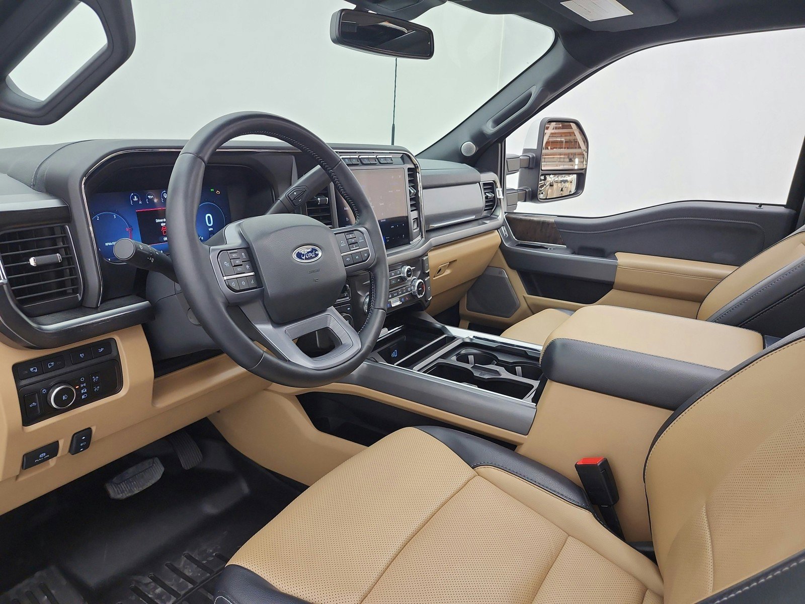 Used 2023 Ford F250 Lariat w/ Lariat Ultimate Package AWD/4WD image 12