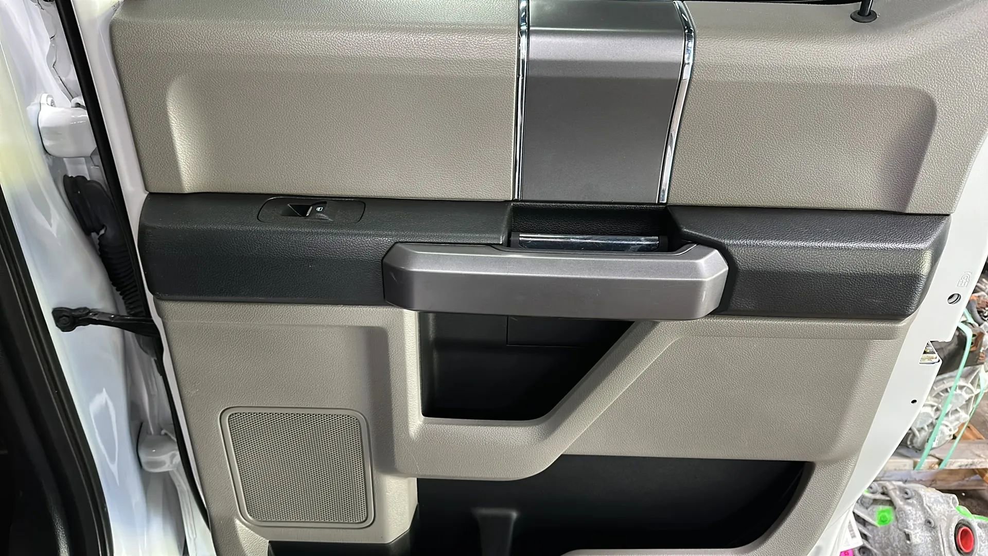 Used 2019 Ford F150 XLT w/ Equipment Group 302A Luxury image 15