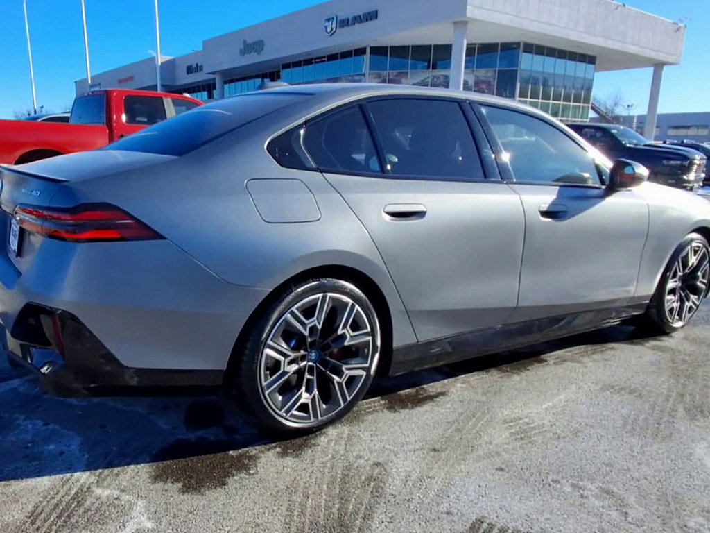 Used 2025 BMW i5 xDrive40 w/ M Sport Package image 8