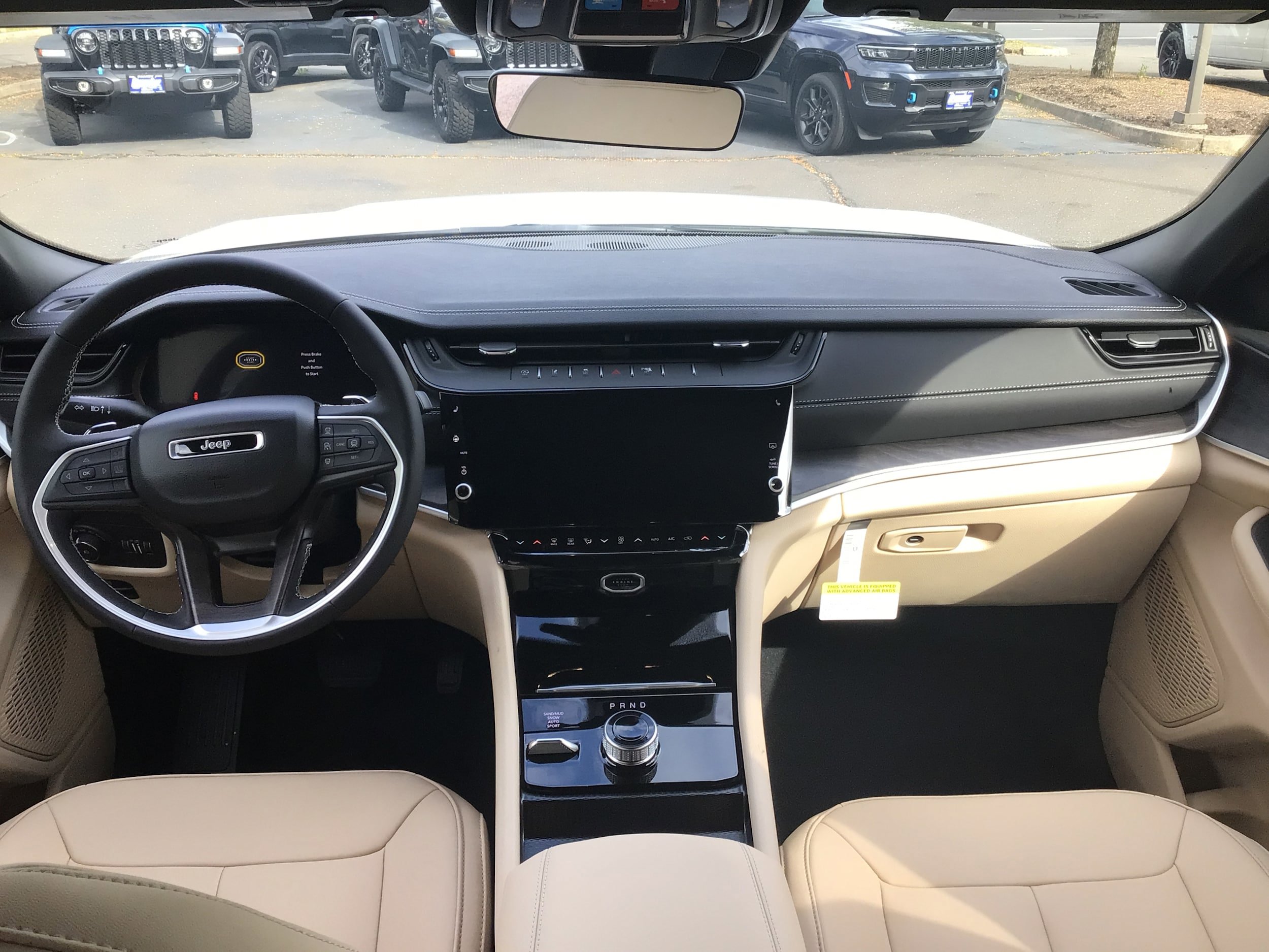 New 2026 Jeep Grand Cherokee Limited AWD/4WD image 10