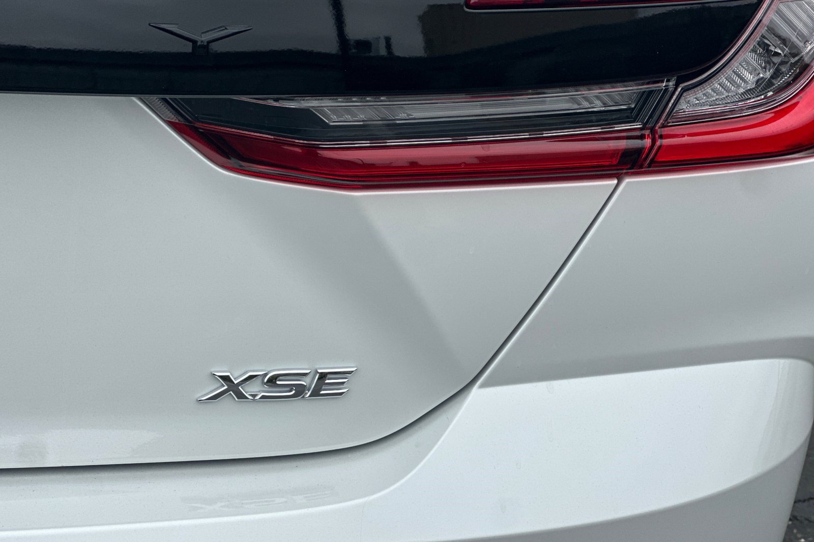 Used 2026 Toyota Camry XSE FWD image 36