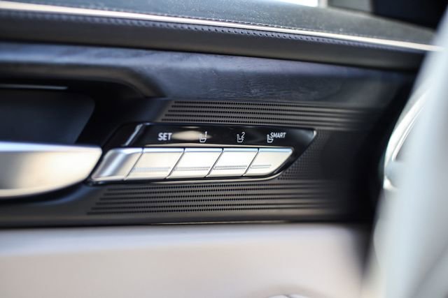 Used 2020 Genesis G90 3.3T Premium image 26