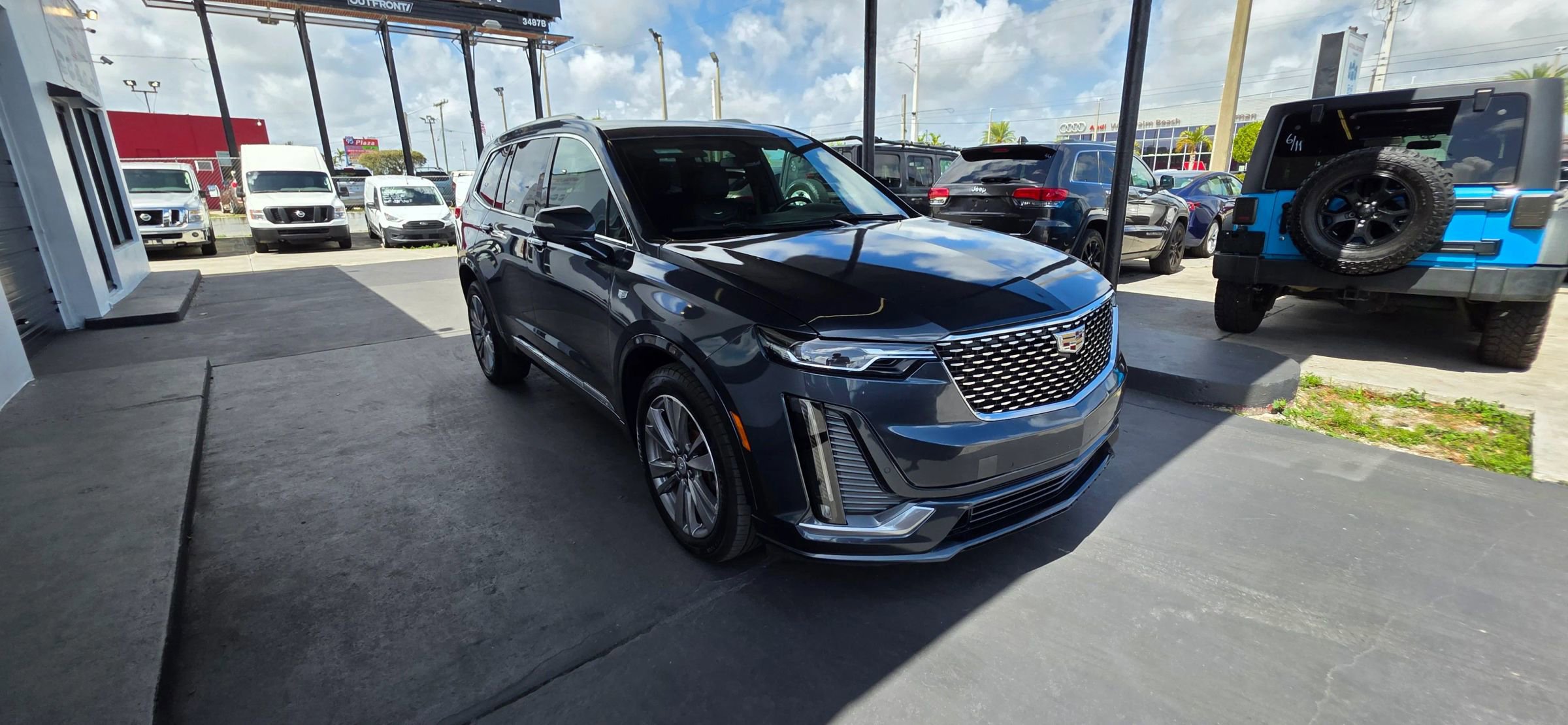 Used 2020 Cadillac XT6 Premium Luxury image 5
