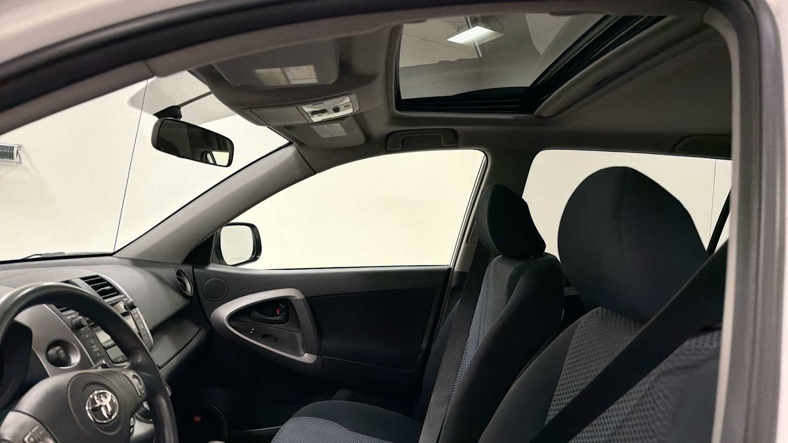 Used 2008 Toyota RAV4 Sport AWD/4WD image 22
