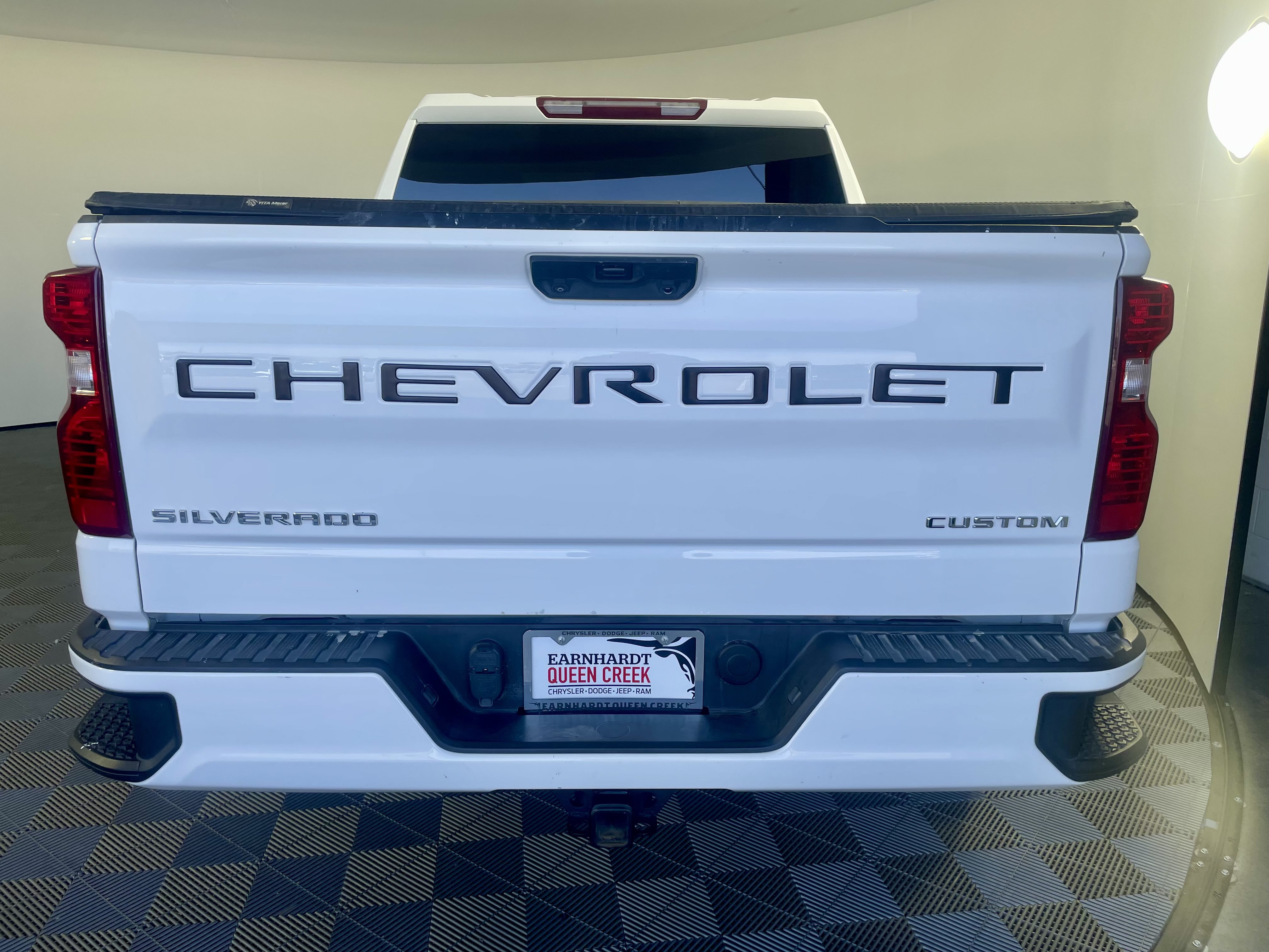 Used 2022 Chevrolet Silverado 1500 Custom RWD image 4
