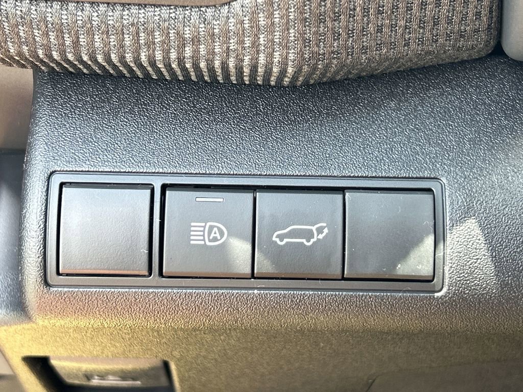 New 2025 Subaru Solterra Touring w/ Touring Package image 27