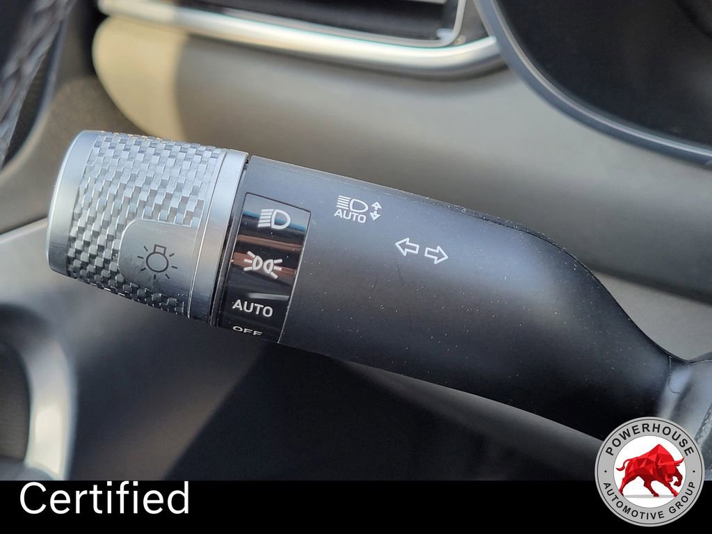 Used 2025 Genesis G70 2.5T image 30