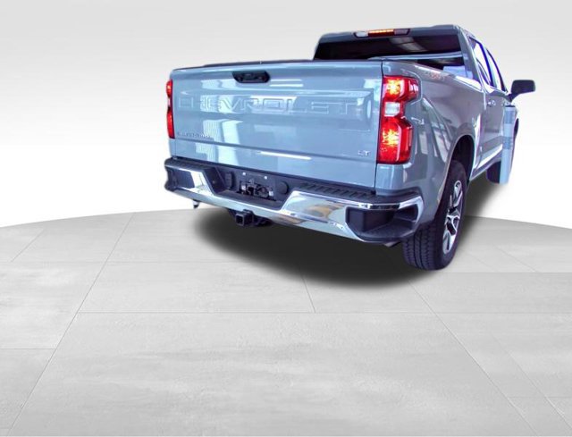 Used 2024 Chevrolet Silverado 1500 LT AWD/4WD image 2