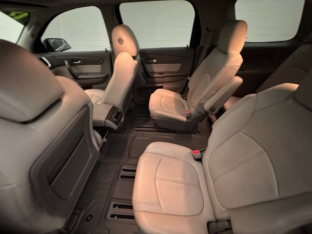 Used 2017 GMC Acadia Limited SLT image 28