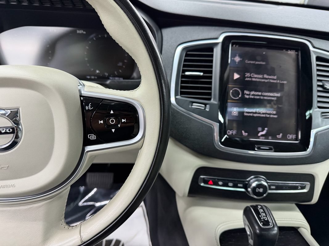 Used 2020 Volvo XC90 T5 Momentum AWD/4WD image 29