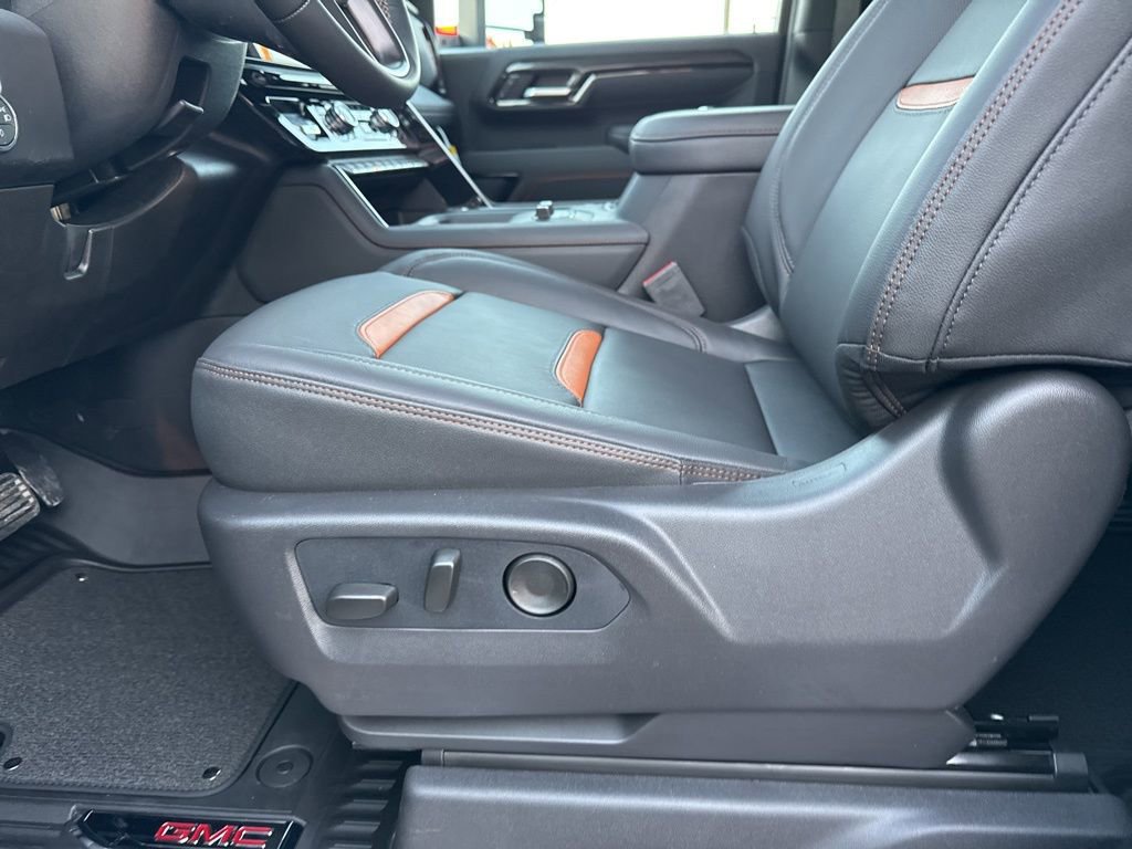 New 2026 GMC Sierra 2500 AT4 w/ AT4 Premium Plus Package image 22