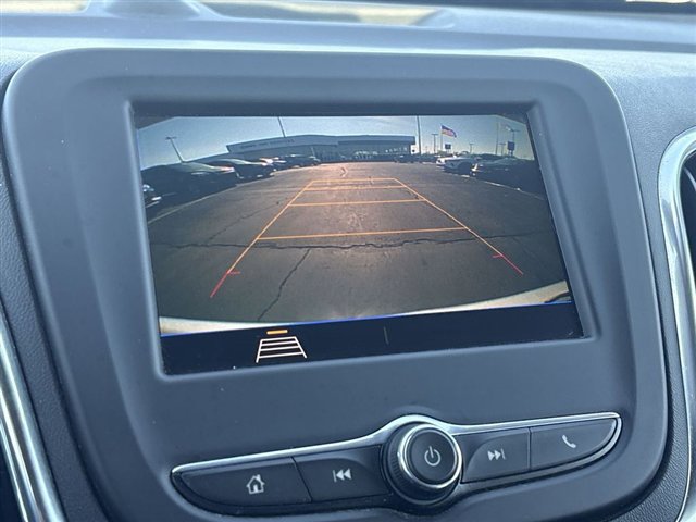 Used 2021 Chevrolet Equinox LT image 14