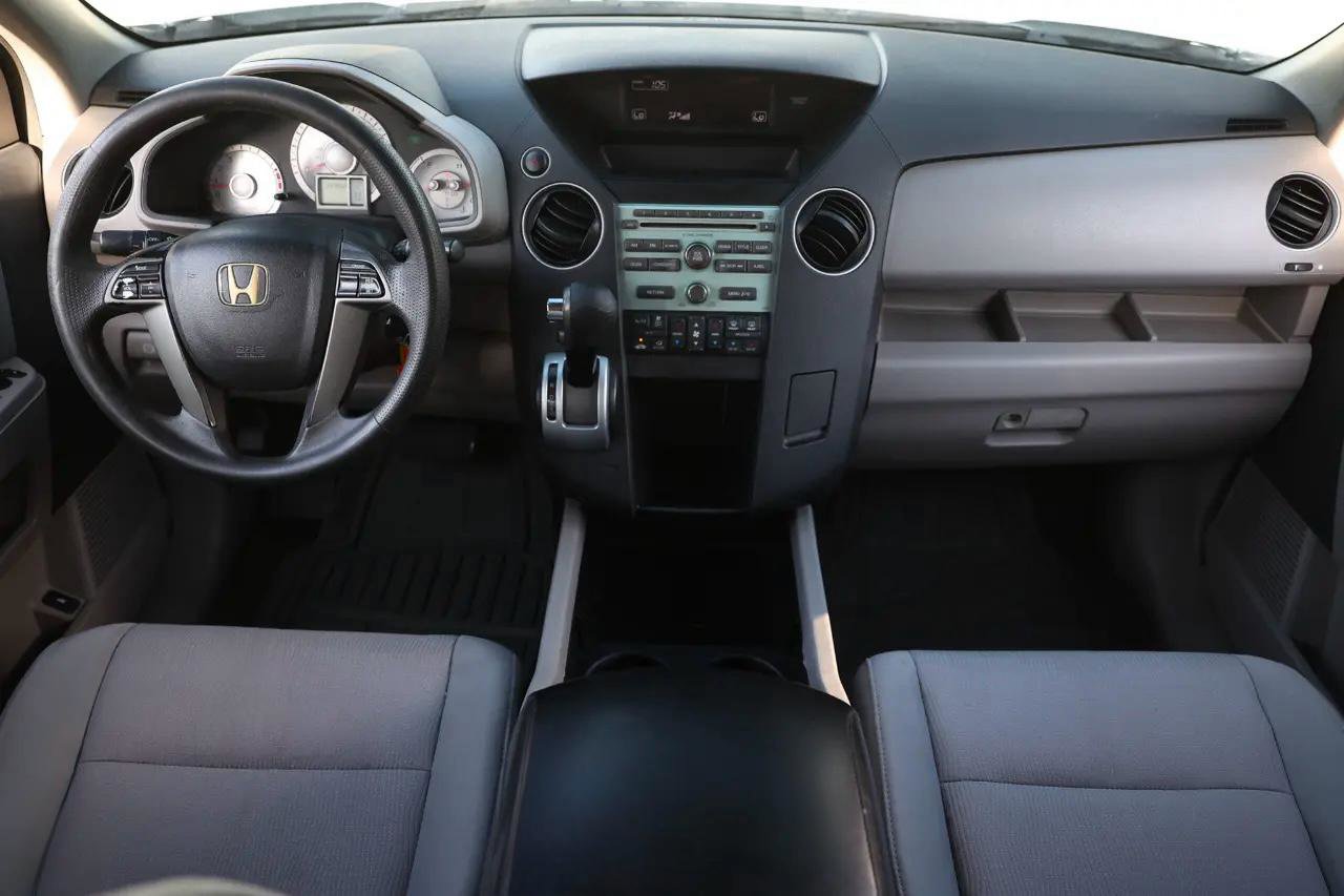 Used 2011 Honda Pilot EX image 2