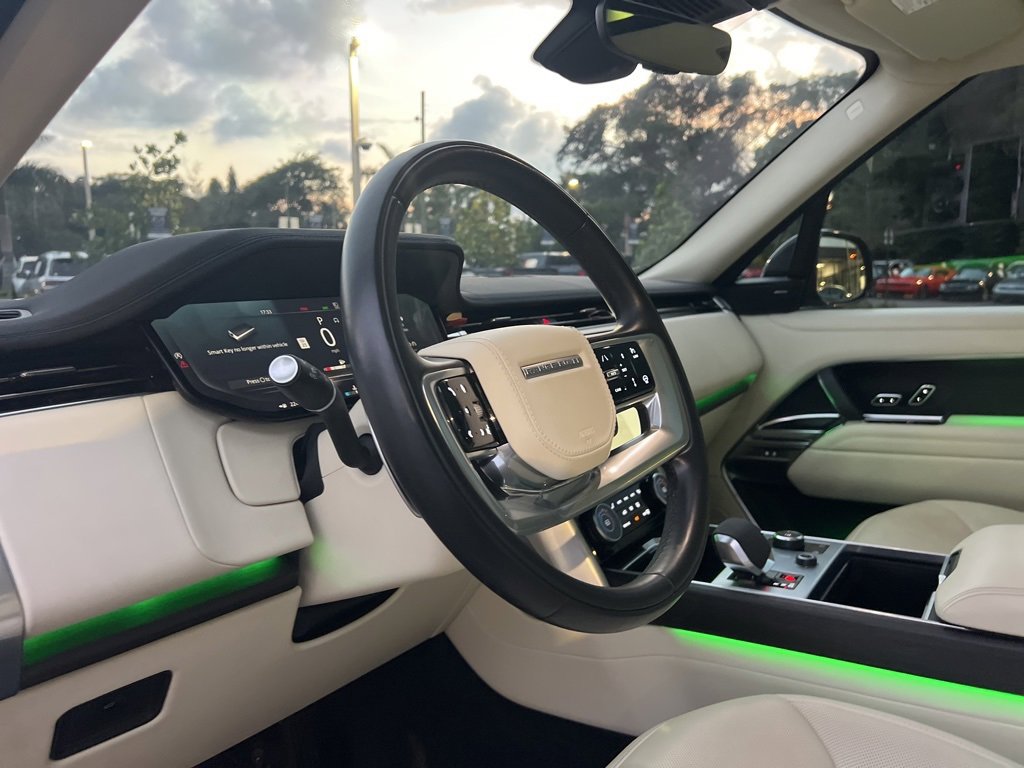 Used 2023 Land Rover Range Rover SE image 69