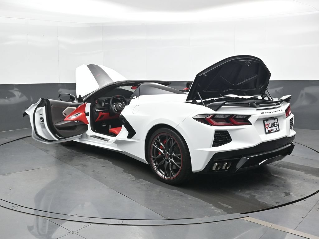 Used 2023 Chevrolet Corvette Stingray Premium Conv w/ Z51 Performance Package RWD image 50