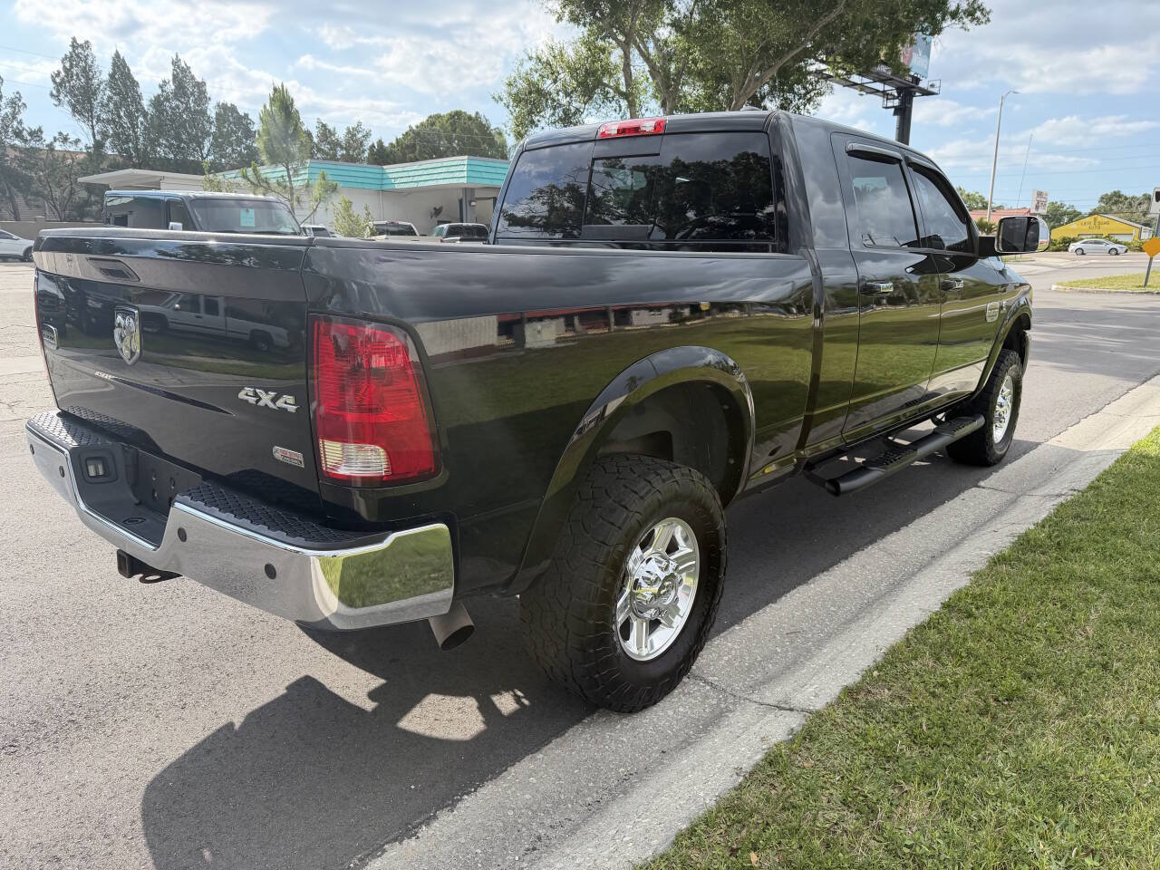 Used 2012 RAM 3500 Laramie Longhorn w/ HD Snow Plow Prep Group AWD/4WD image 4