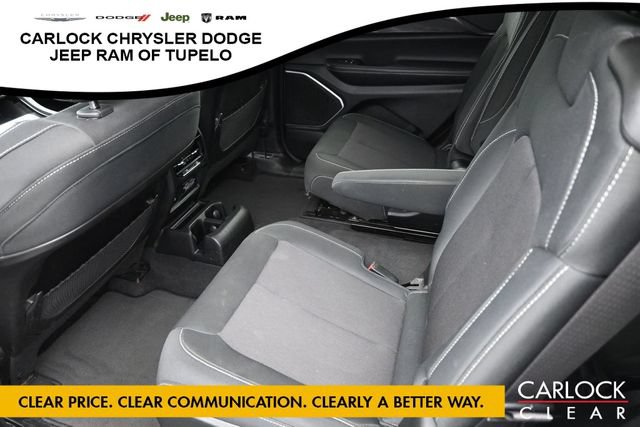 Used 2022 Jeep Grand Cherokee L Laredo w/ Luxury Tech Group I AWD/4WD image 29