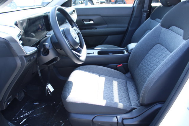 Used 2026 Nissan Kicks SV w/ SV Premium Package FWD image 30