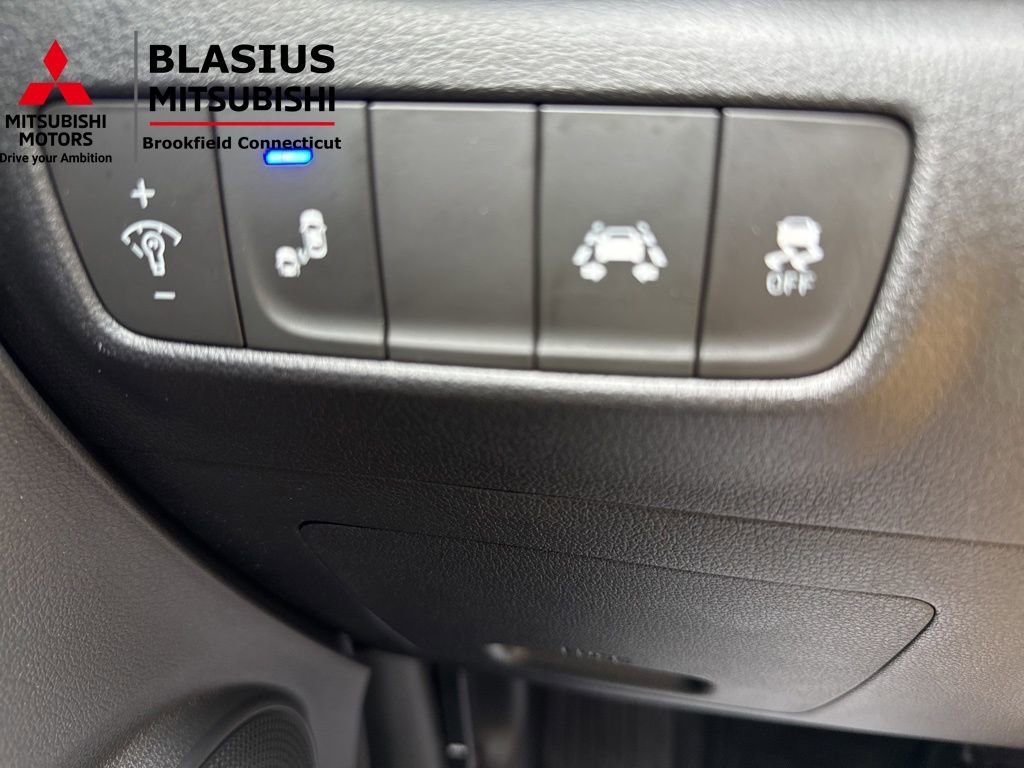 Used 2019 Hyundai Kona Limited image 50