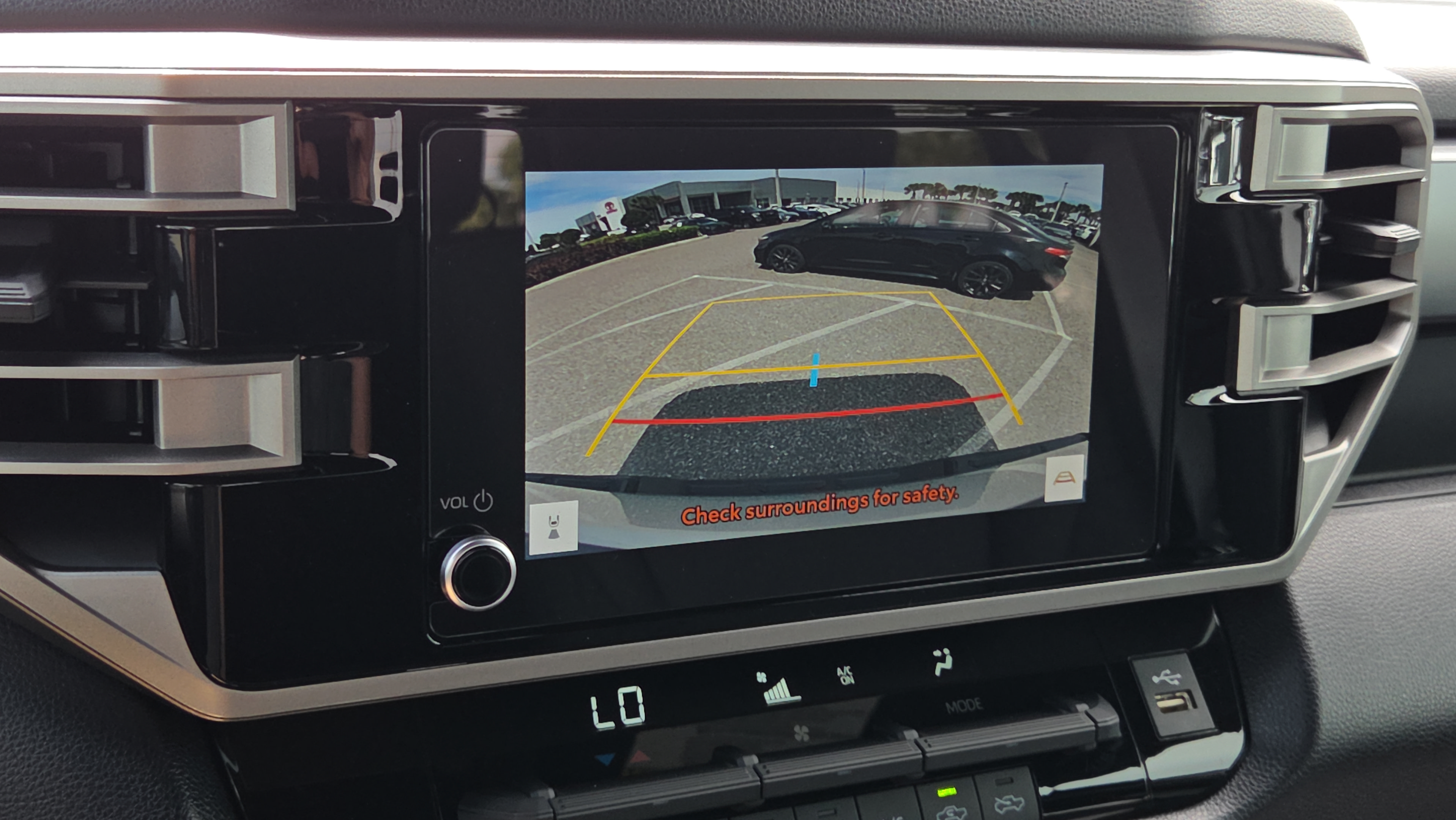 Certified 2025 Toyota Tundra SR5 w/ SR5 Convenience Package AWD/4WD image 22