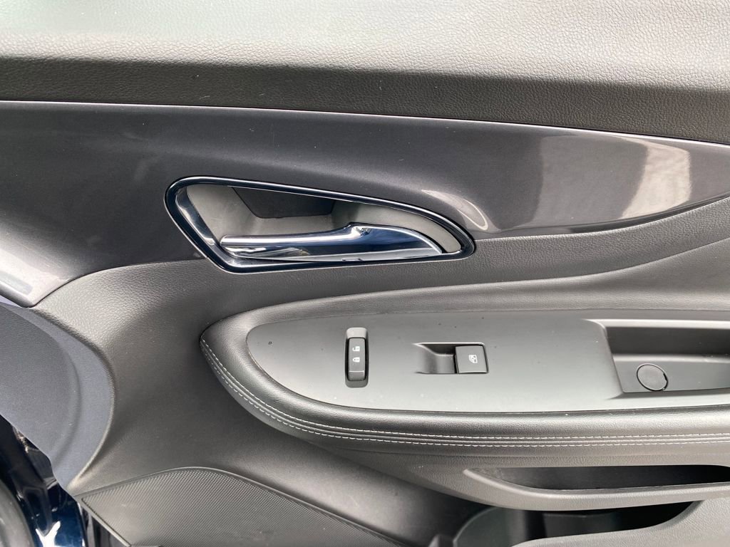 Used 2022 Buick Encore Preferred image 10