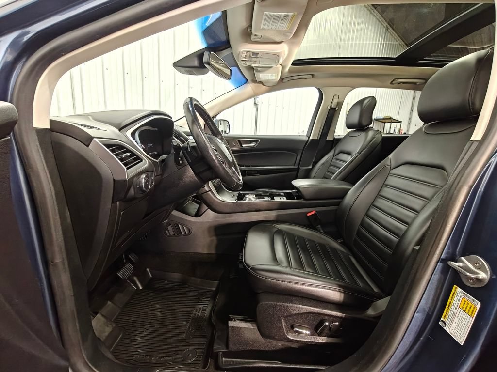 Used 2019 Ford Edge SEL w/ Equipment Group 201A AWD/4WD image 28