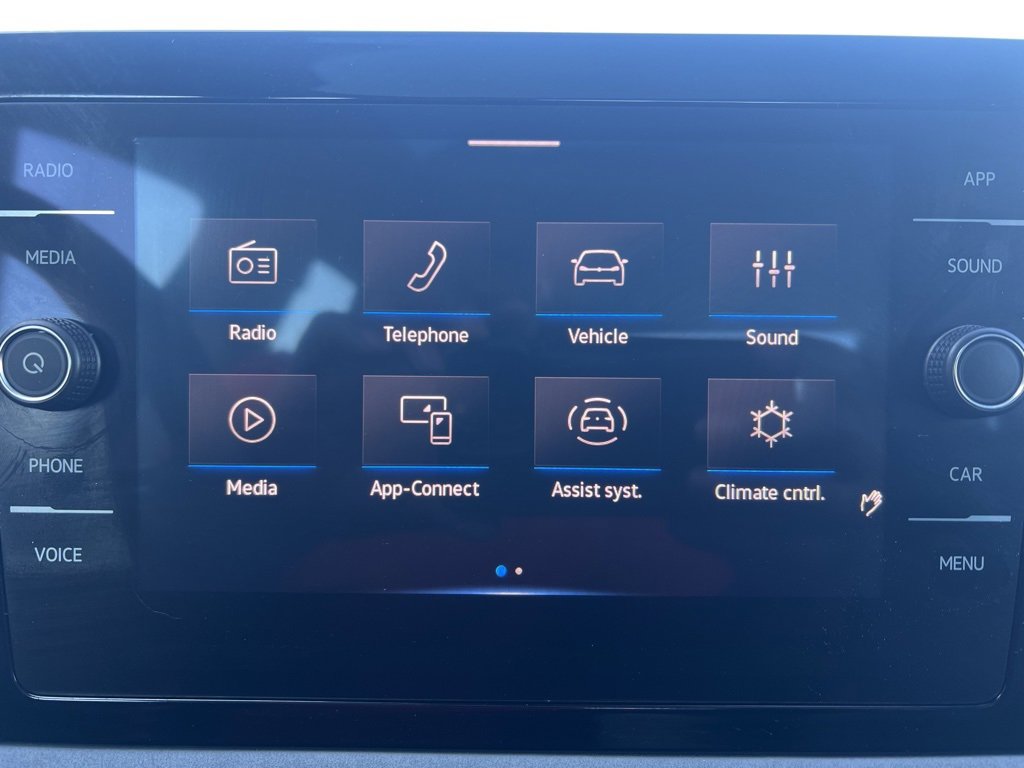 Used 2025 Volkswagen Jetta SE image 20