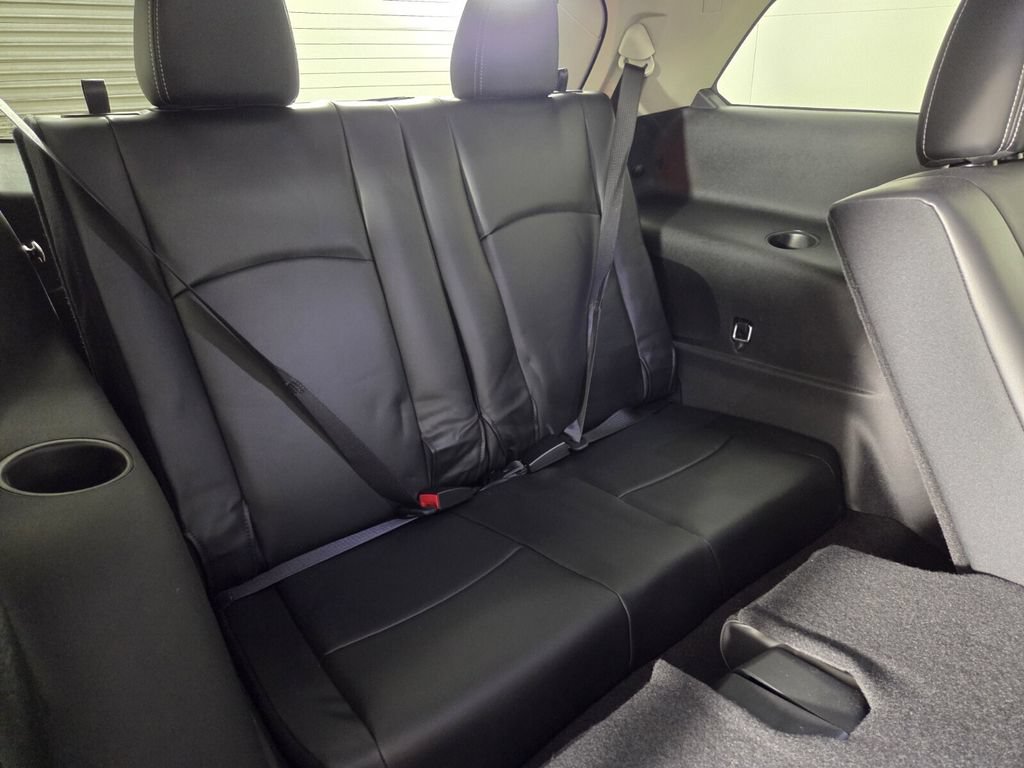 Used 2018 Dodge Journey Crossroad FWD image 30