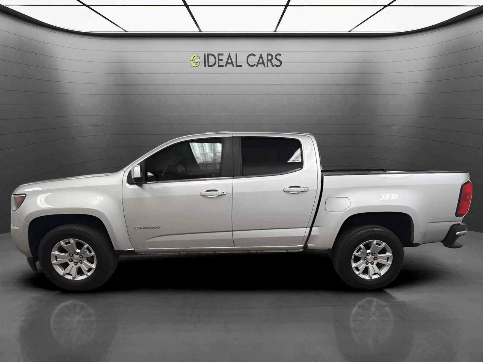Used 2020 Chevrolet Colorado LT w/ LT Convenience Package AWD/4WD image 2