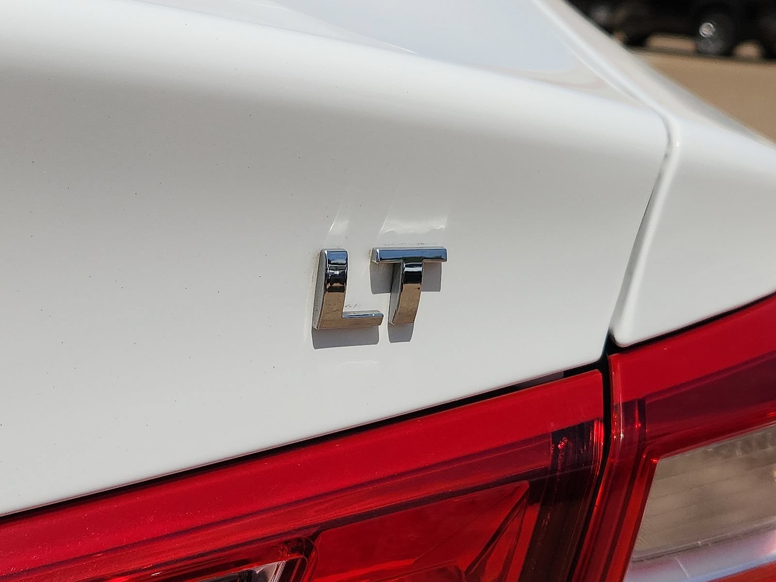 Used 2024 Chevrolet Malibu LT FWD image 9