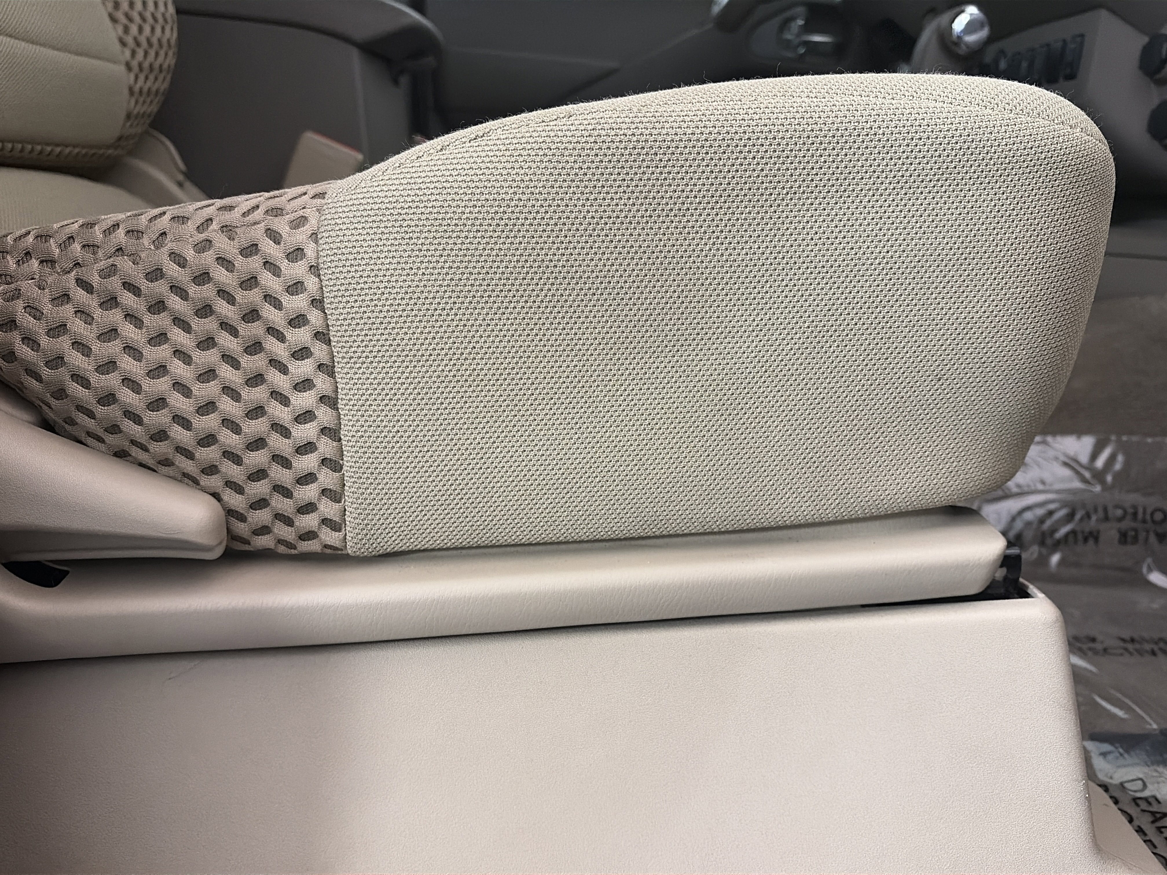 Used 2014 Nissan Frontier SV w/ SV Value Truck Package image 31