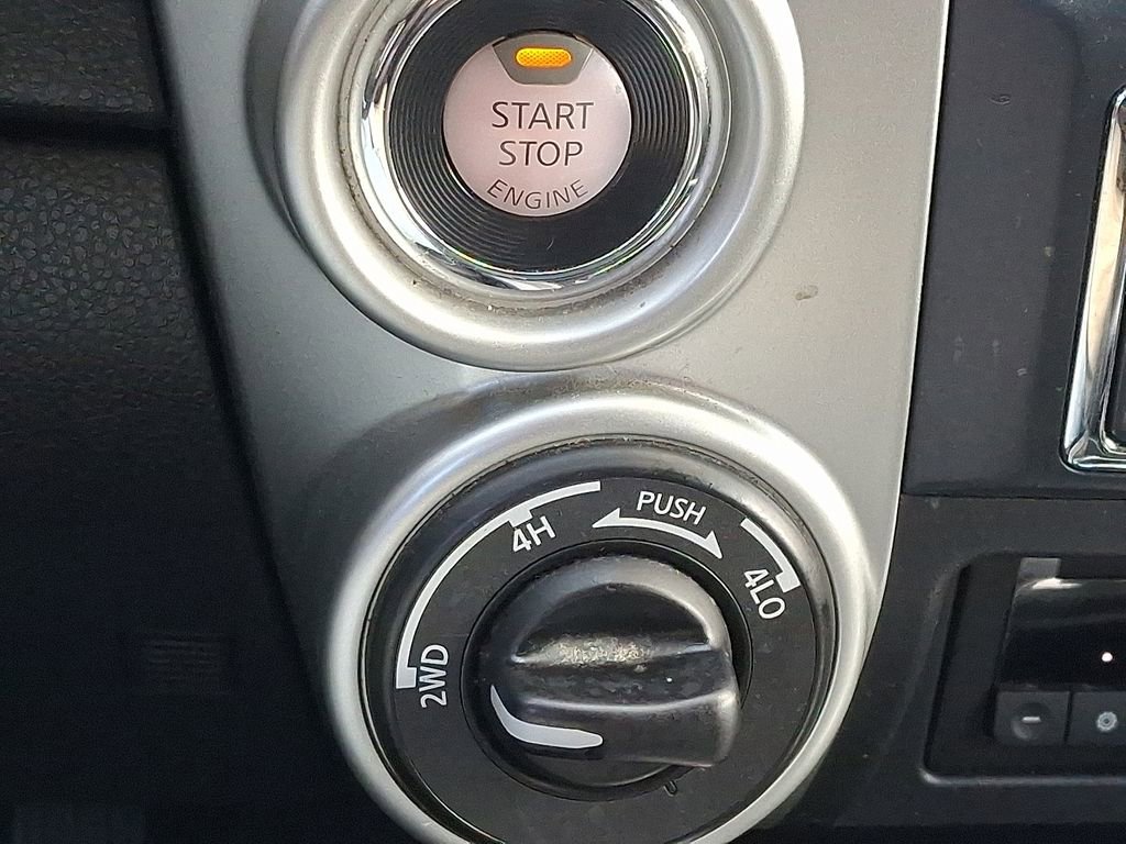 Used 2017 Nissan Titan PRO-4X image 16