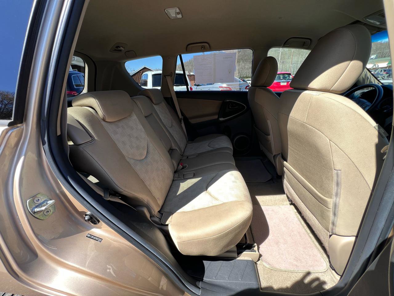 Used 2011 Toyota RAV4 4WD w/ Base L4 Extra Value Pkg image 20