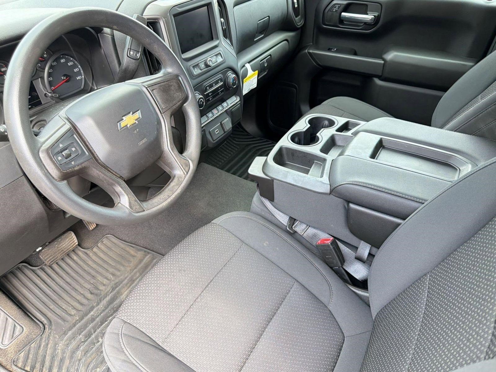 Used 2020 Chevrolet Silverado 1500 Custom w/ Custom Value Package image 19