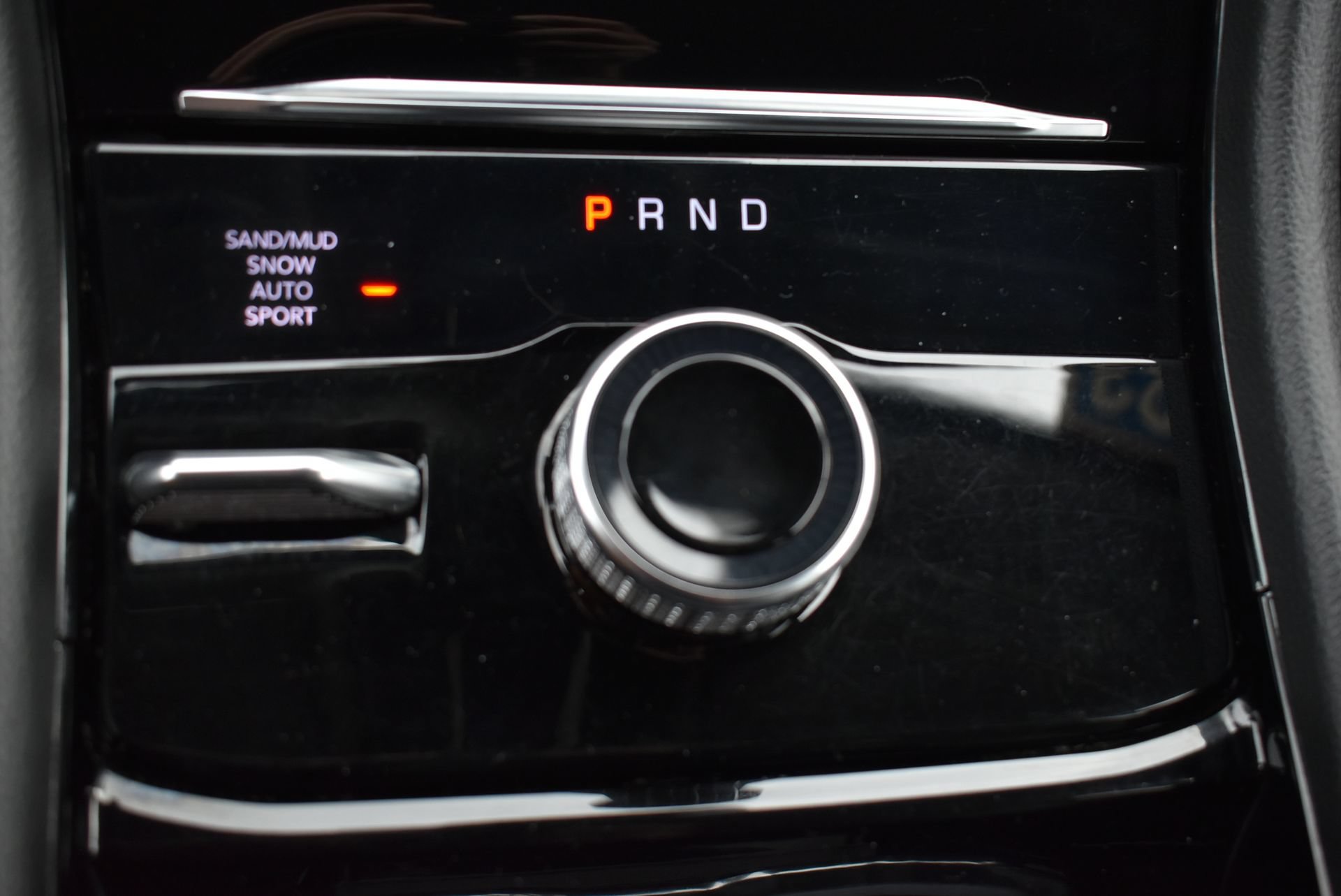 Used 2023 Jeep Grand Cherokee L Limited AWD/4WD image 33
