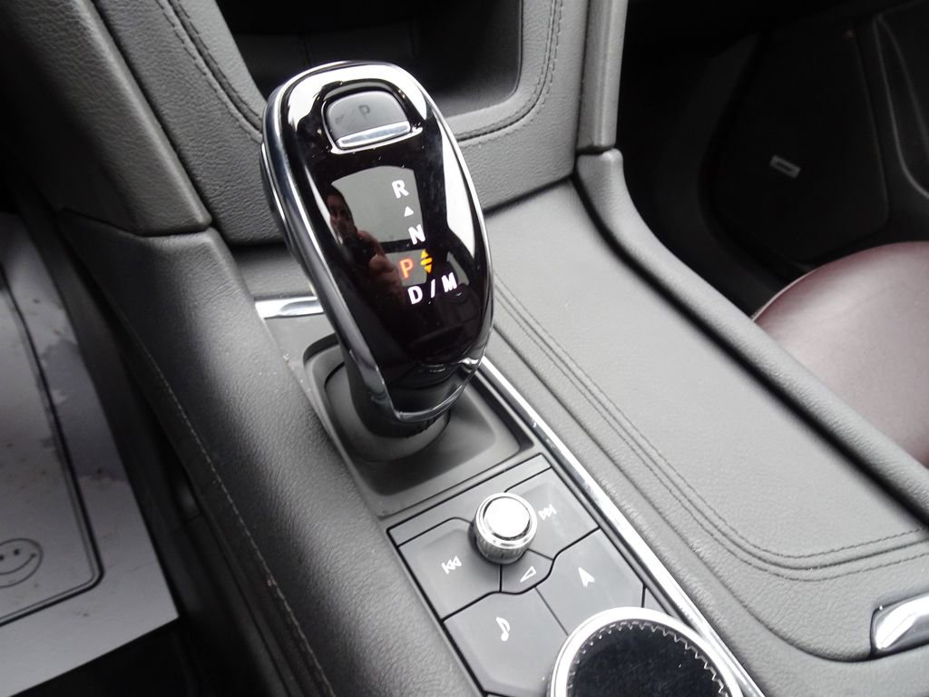 Certified 2023 Cadillac XT6 Premium Luxury image 24