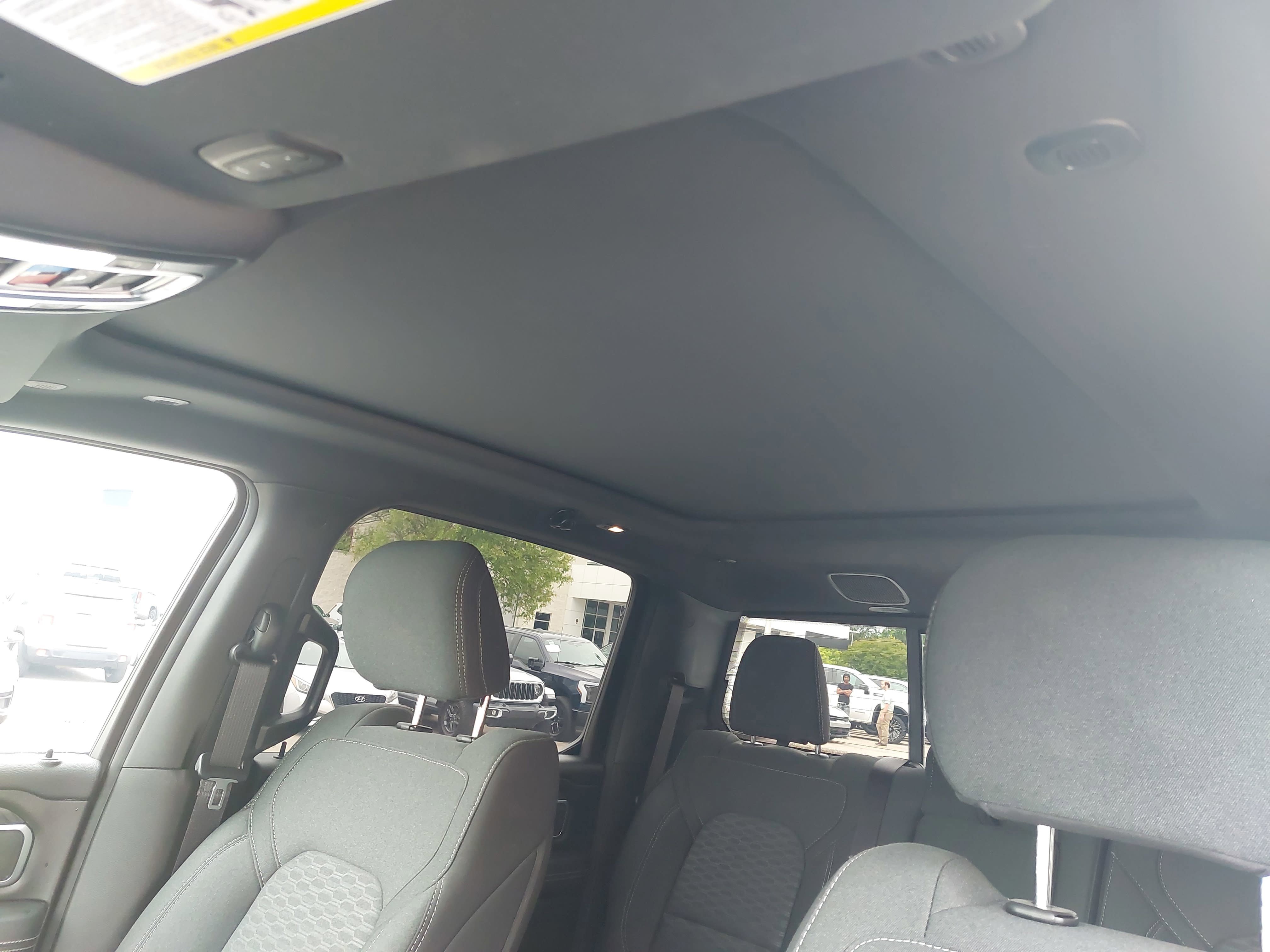 Used 2025 RAM 1500 Big Horn AWD/4WD image 31