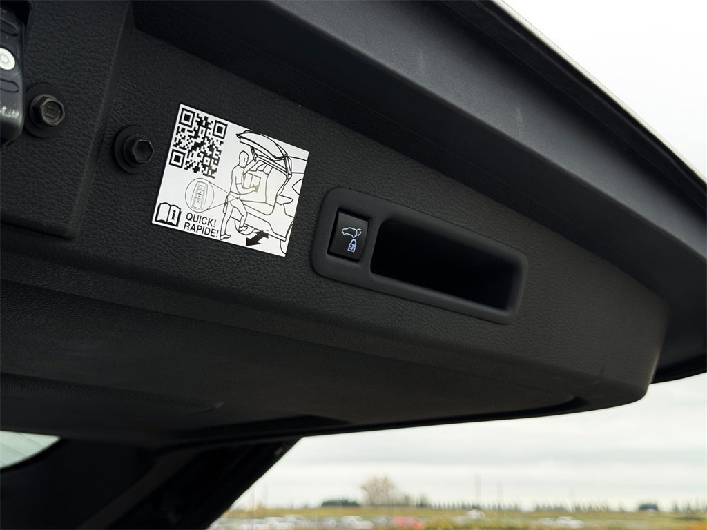 Certified 2024 Toyota Sienna XSE image 30