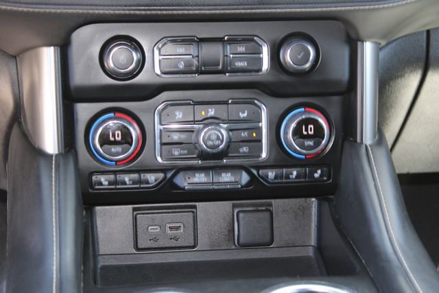 Used 2024 Chevrolet Tahoe Premier RWD image 17