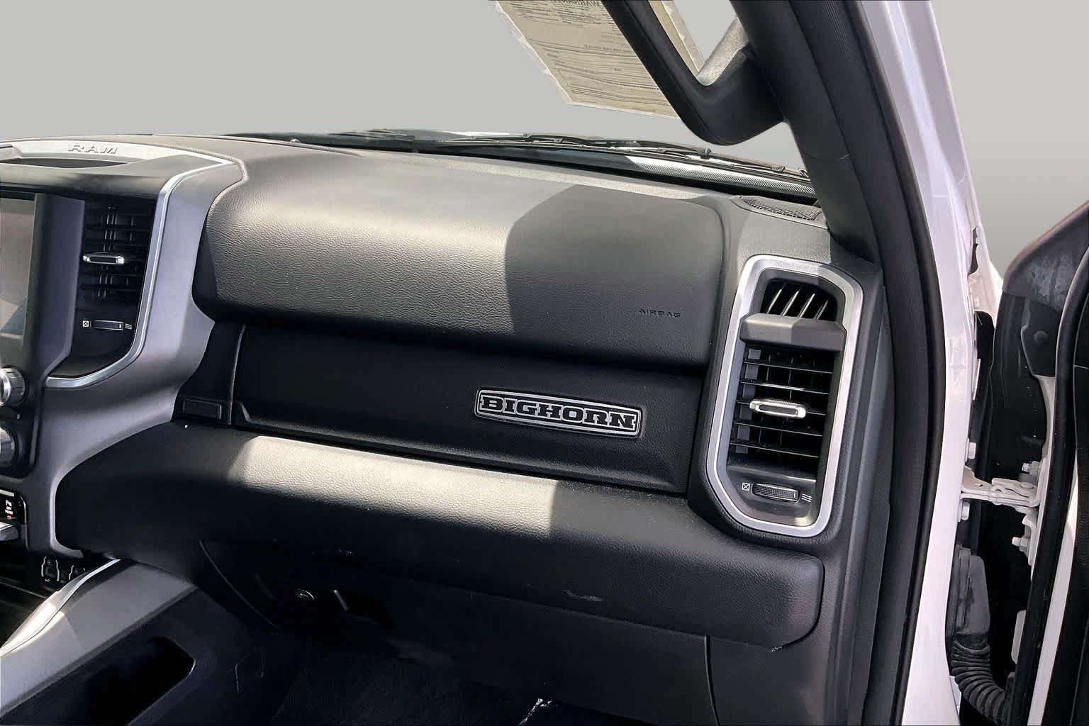 Used 2022 RAM 1500 Big Horn AWD/4WD image 18